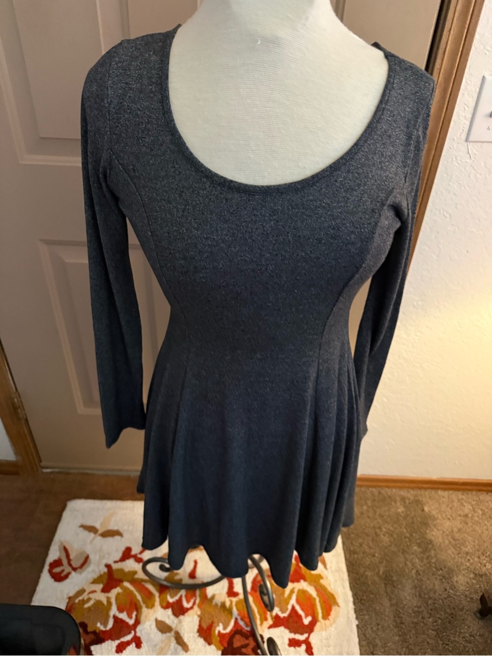 Women's Long-Sleeve Scoop Neck Flared Dress Dark Gray